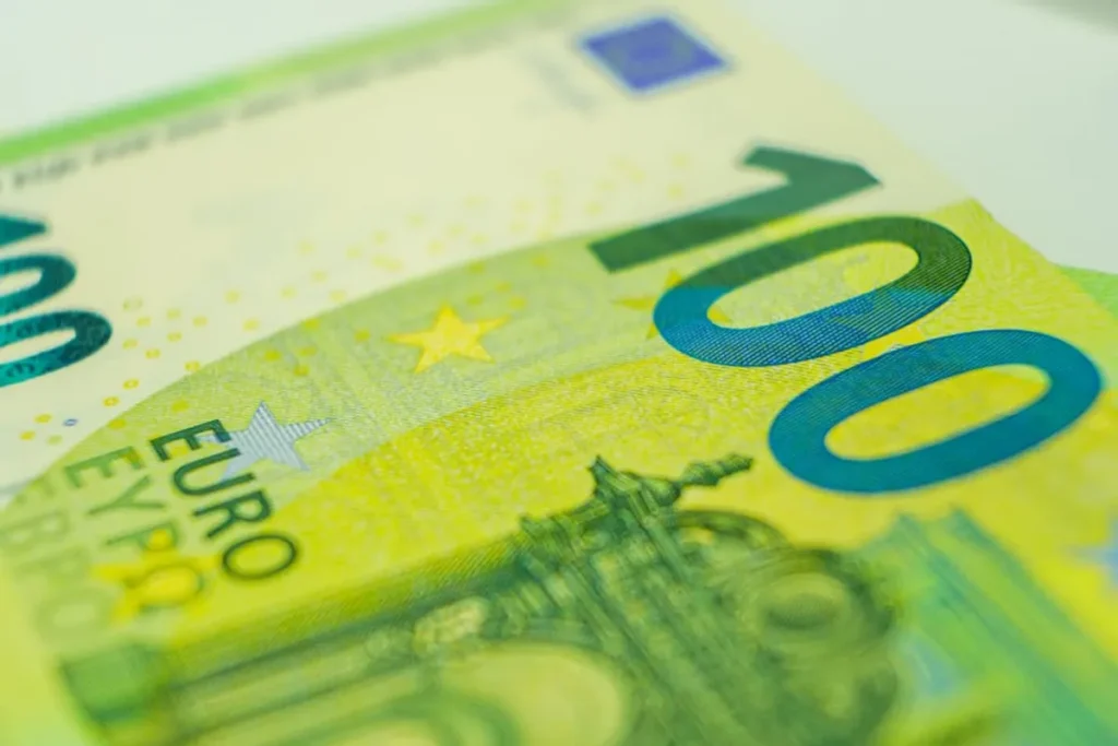 FTSE 100: Latest Market Trends and What Moves the Index